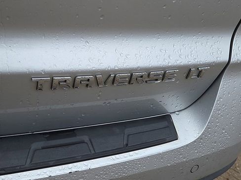 Used 2014 Chevrolet Traverse LT image 31