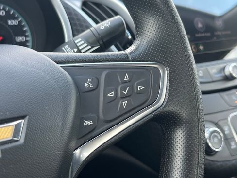 Used 2023 Chevrolet Malibu LS image 17