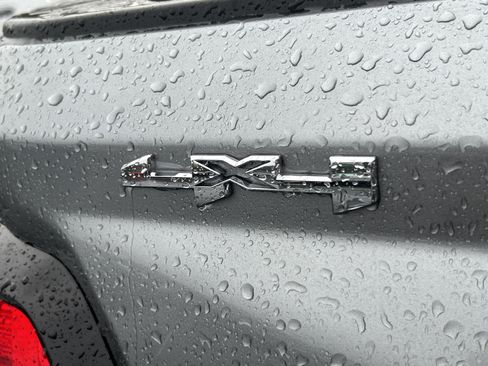 New 2026 GMC Canyon Elevation w/ Convenience Package image 10