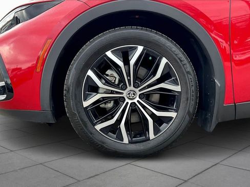 Used 2024 Toyota Crown XLE image 10