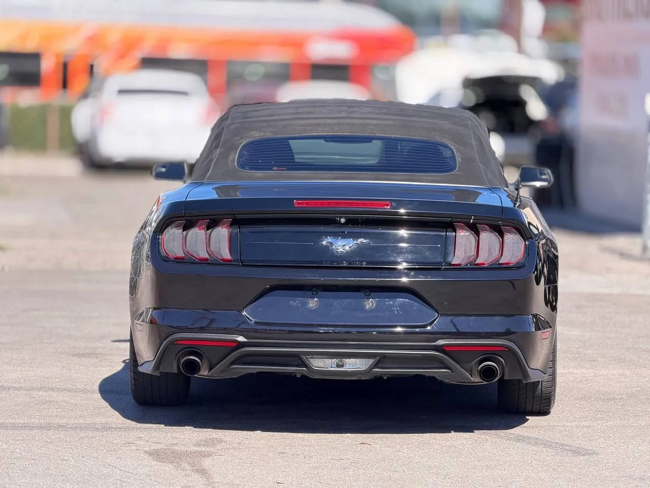 Used 2018 Ford Mustang Convertible RWD image 52