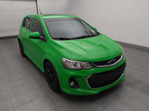 Used 2017 Chevrolet Sonic LT w/ Fun and Sun Package FWD image 13