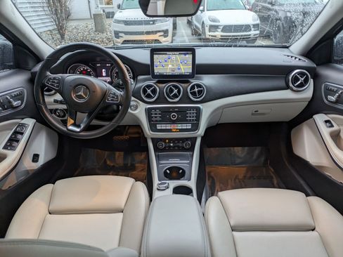 Used 2019 Mercedes-Benz GLA 250 image 27