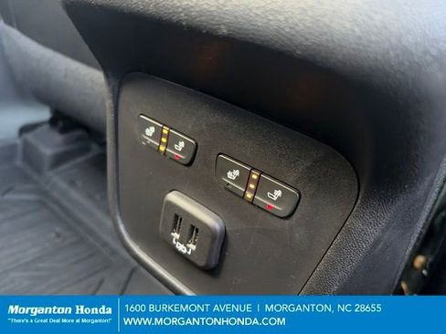 Used 2020 GMC Terrain Denali w/ Denali Premium Package AWD/4WD image 42