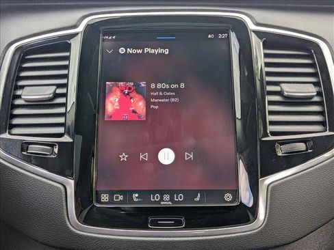 Used 2023 Volvo XC90 T8 Ultimate w/ Protection Package Premier image 15