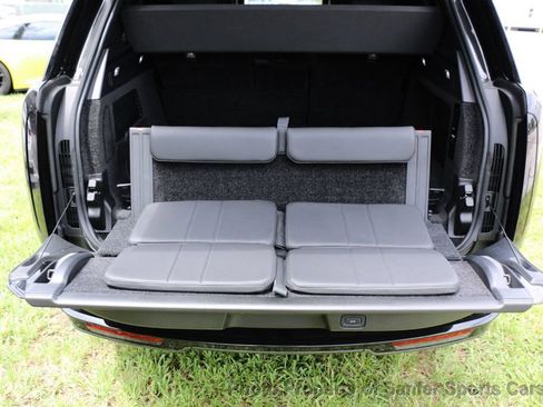 Used 2023 Land Rover Range Rover Long Wheelbase First Edition image 9