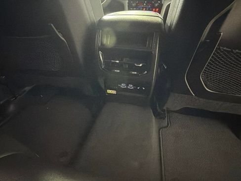 Used 2023 Jeep Grand Cherokee Limited w/ Black Appearance Package RWD image 30