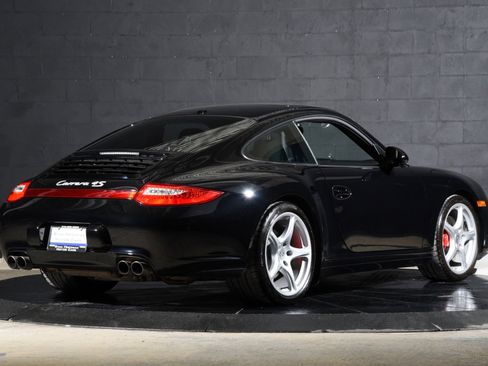 Used 2010 Porsche 911 Carrera 4S AWD/4WD image 3