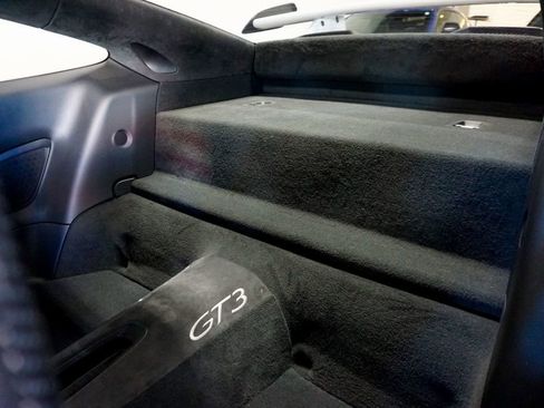 Used 2018 Porsche 911 GT3 image 30