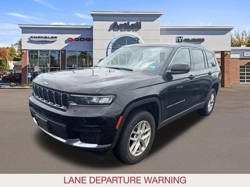 Certified 2024 Jeep Grand Cherokee L Laredo w/ Luxury Tech Group I AWD/4WD image 4