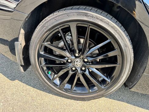 Used 2023 Toyota Camry XSE FWD image 32