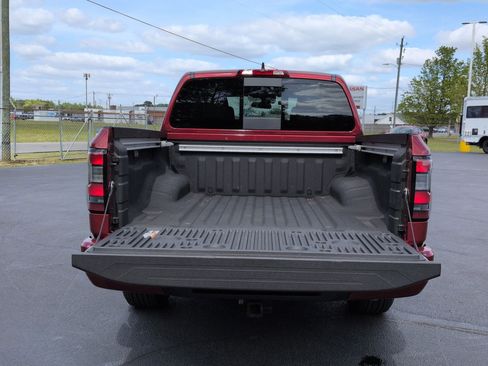 Certified 2025 Nissan Frontier SV w/ SV Convenience Package RWD image 31
