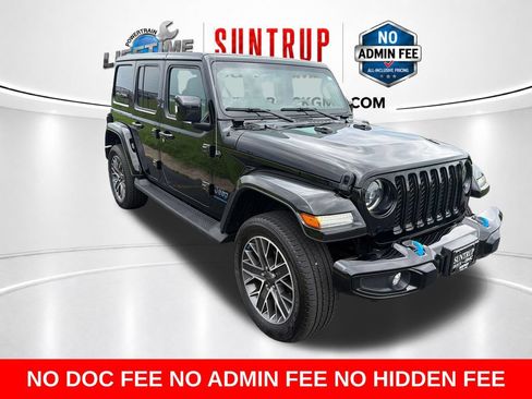 Used 2023 Jeep Wrangler Unlimited Sahara AWD/4WD image 9