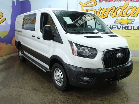 Used 2023 Ford Transit 250 Low Roof AWD image 4