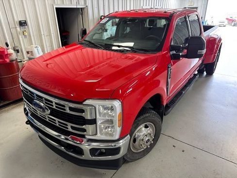 Used 2023 Ford F350 XLT AWD/4WD image 33