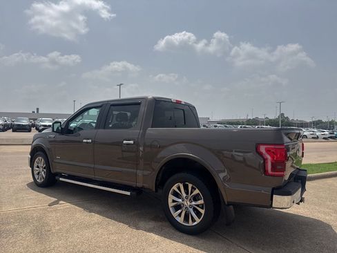 Used 2015 Ford F150 Lariat w/ Equipment Group 502A Luxury RWD image 11