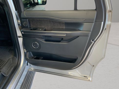 Used 2020 Ford Expedition Max Limited AWD/4WD image 29