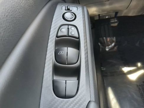 Certified 2025 Nissan Altima 2.5 S FWD image 22