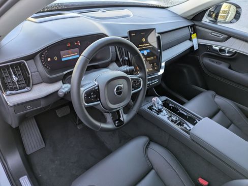 New 2026 Volvo XC90 B6 Ultra w/ Protection Package AWD/4WD image 12