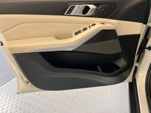 Certified 2021 BMW X5 sDrive40i w/ Premium Package image 11