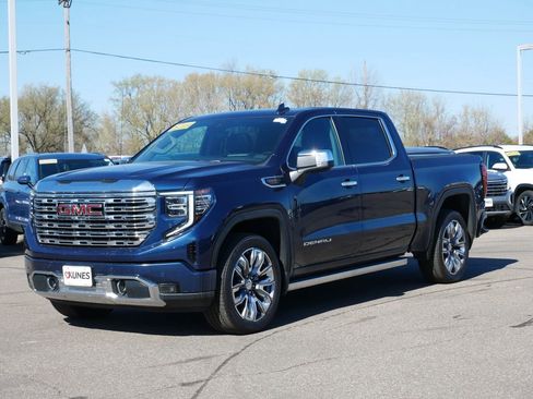 Used 2021 GMC Yukon Denali w/ LPO, Illumination Package image 5