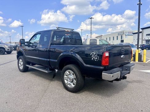 Used 2016 Ford F350 Lariat AWD/4WD image 4