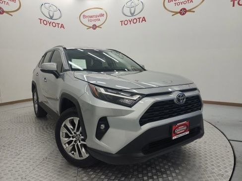 Used 2025 Toyota RAV4 XLE Premium FWD image 1