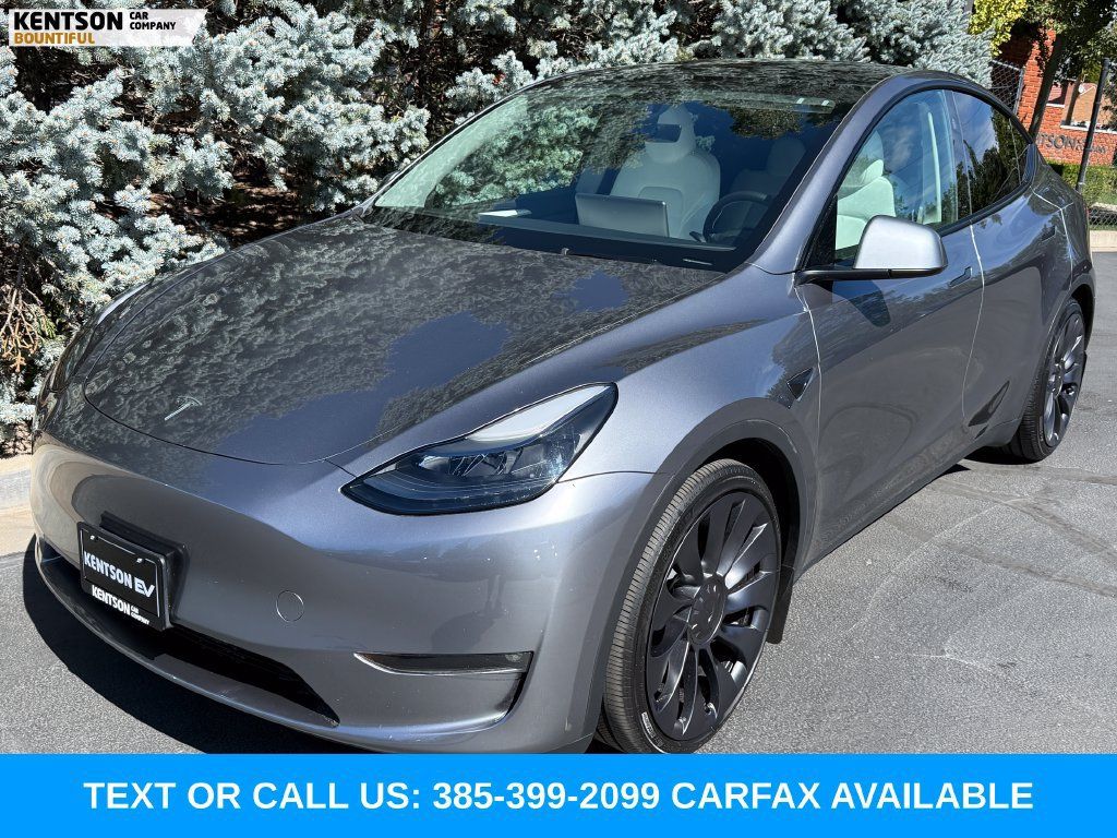 Used 2024 Tesla Model Y Performance AWD/4WD image 3