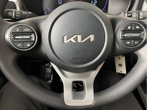 Used 2023 Kia Soul LX FWD image 21