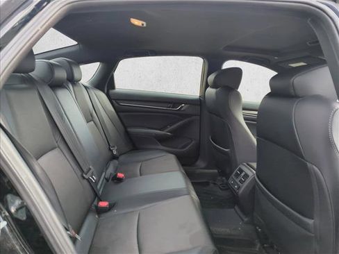 Used 2021 Honda Accord Sport image 14