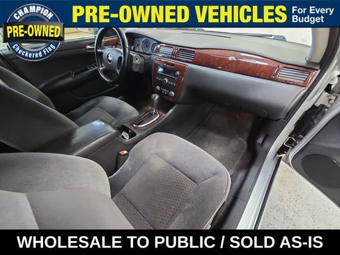Used 2009 Chevrolet Impala LT FWD image 30
