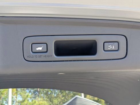 Certified 2025 Acura ADX A-Spec image 11