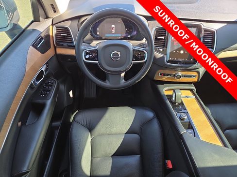 Used 2025 Volvo XC90 B6 Plus w/ Protection Package Premier image 13