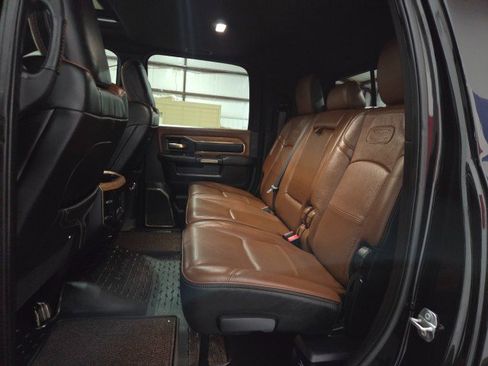 Used 2020 RAM 2500 Limited image 9