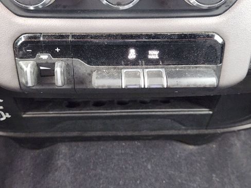 Used 2024 RAM 2500 Big Horn AWD/4WD image 22