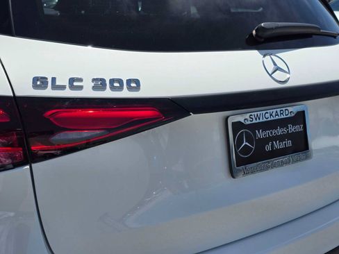 Used 2026 Mercedes-Benz GLC 300 4MATIC image 13