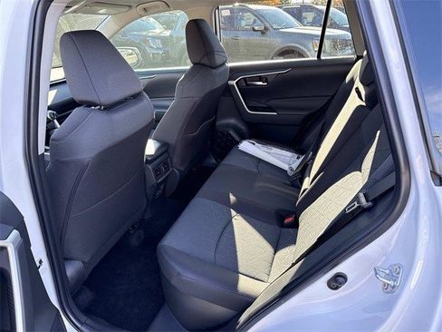 Used 2025 Toyota RAV4 XLE image 16