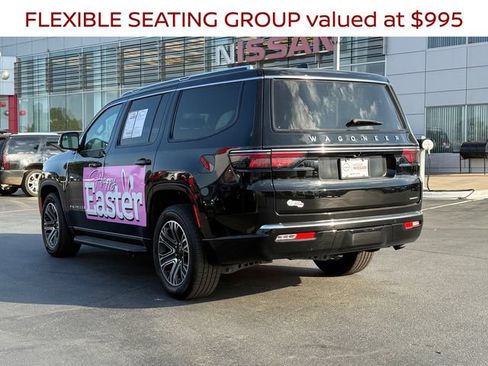 Used 2024 Jeep Wagoneer Series II w/ Flexible Seating Group RWD image 5
