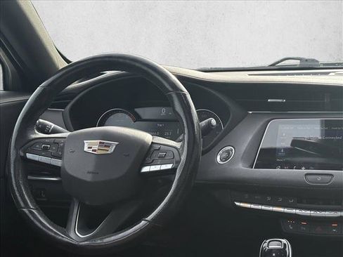 Used 2020 Cadillac XT4 Sport w/ Cold Weather Package image 20