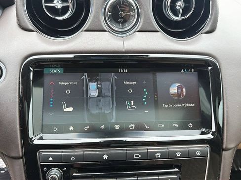 Used 2019 Jaguar XJ L Portfolio AWD/4WD image 12