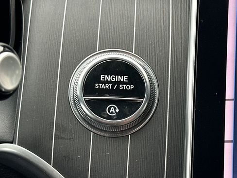 Used 2023 Mercedes-Benz GLC 300 GLC 300 image 25