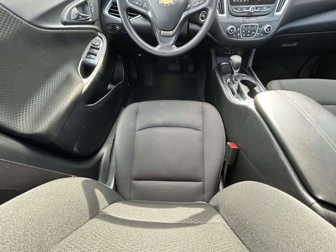 Used 2024 Chevrolet Malibu LT image 14