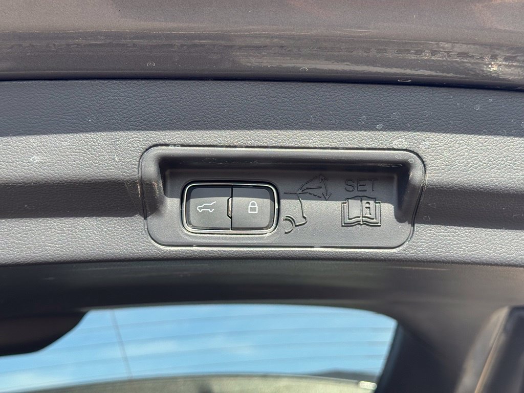 Used 2025 Ford Explorer ST-Line w/ Premium Package AWD/4WD image 40