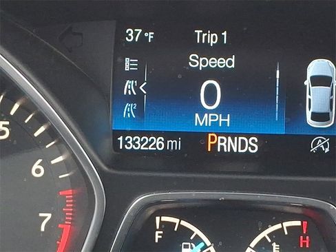 Used 2018 Ford Escape SE image 19