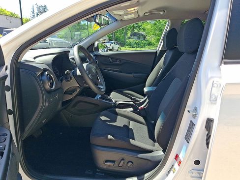 Used 2023 Hyundai Kona SEL w/ Cargo Package AWD/4WD image 11