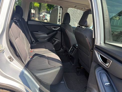 Used 2019 Subaru Forester Premium image 28