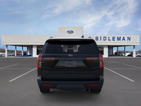 New 2026 Ford Expedition Tremor image 6