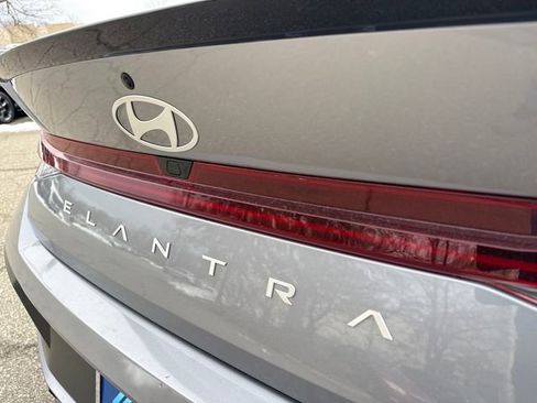 New 2026 Hyundai Elantra SEL Sport image 7