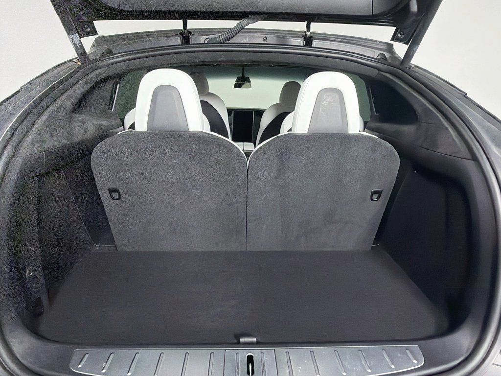 Used 2020 Tesla Model X Performance AWD/4WD image 25