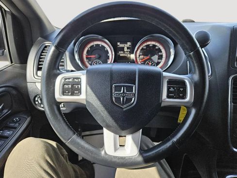 Used 2019 Dodge Grand Caravan GT image 10